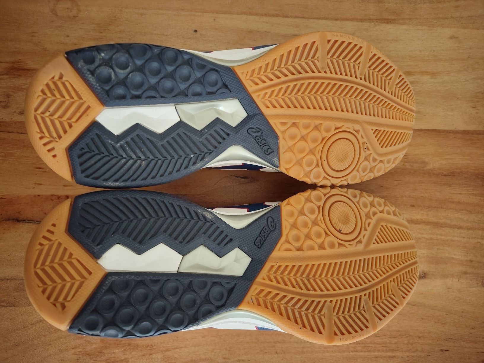 Asics Scarpe da uomo: Hallenschuh Asics Gel Rocket – Usato da Bern venduto da mwa_xj5p 2