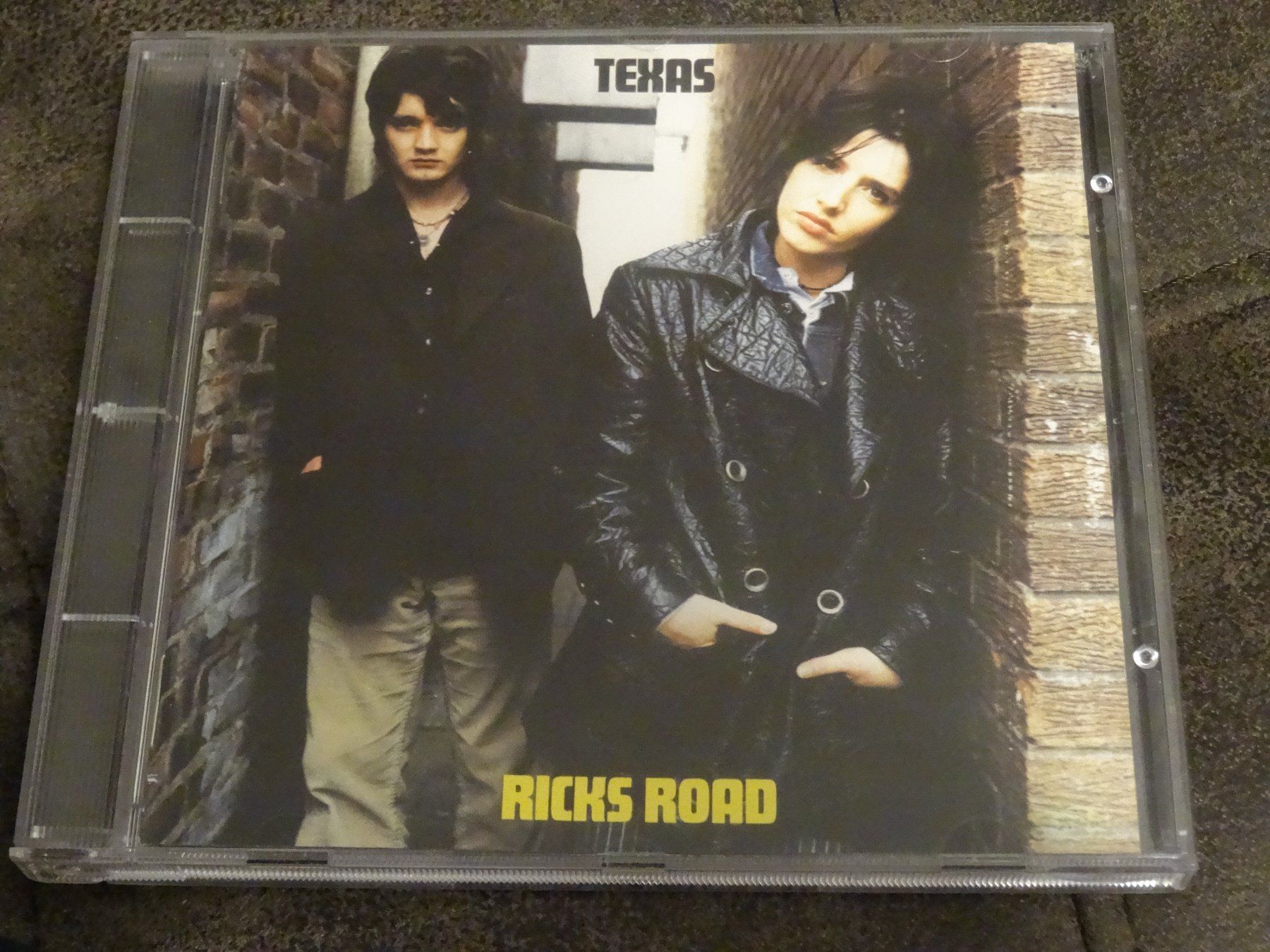 CDs: Texas - Ricks Road CD – Gebraucht aus Olten von Disc-Ausverkauf