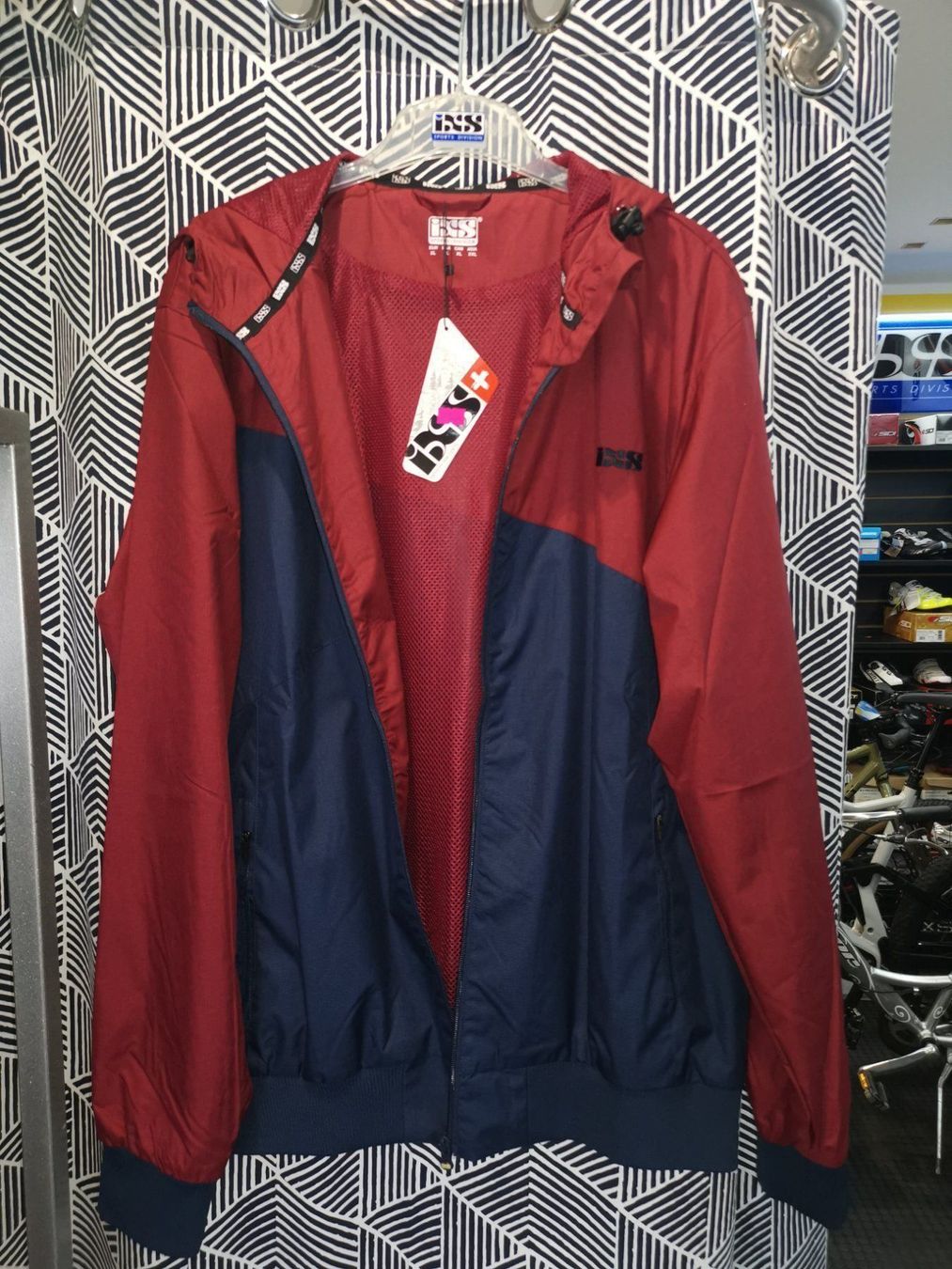 Giacche: TOP PREISE iXS Regent BC Jacket Gr. XL – Nuovo (secondo la descrizione) da Bellinzona venduto da MISTER.BIKE 2