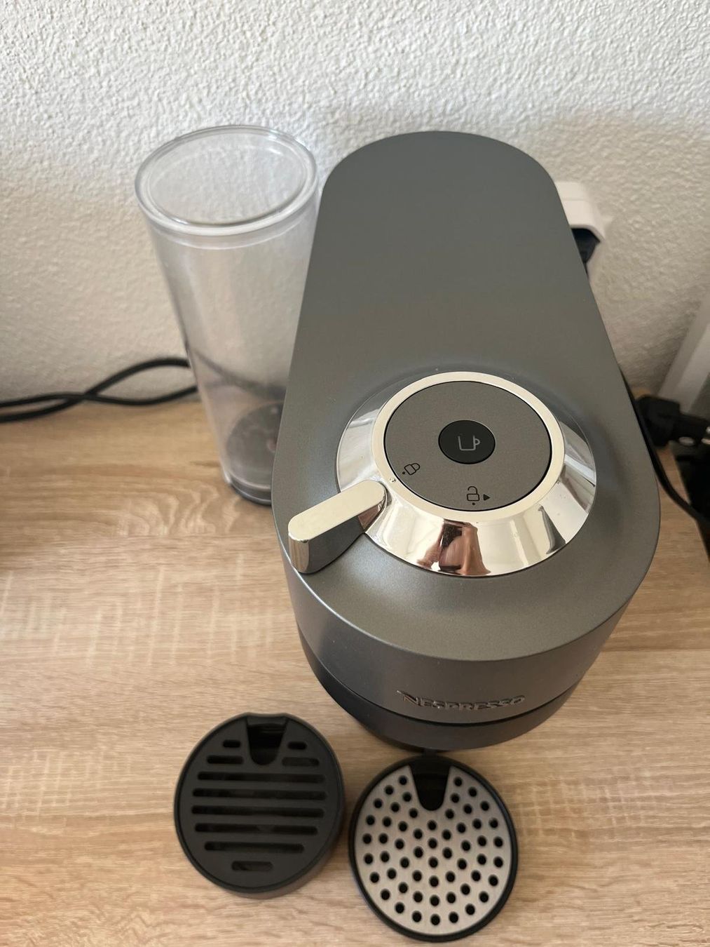 Nespresso Kaffeemaschinen & Espressomaschinen: Machine Nespresso – Gebraucht aus Bern von gaelle_m 1