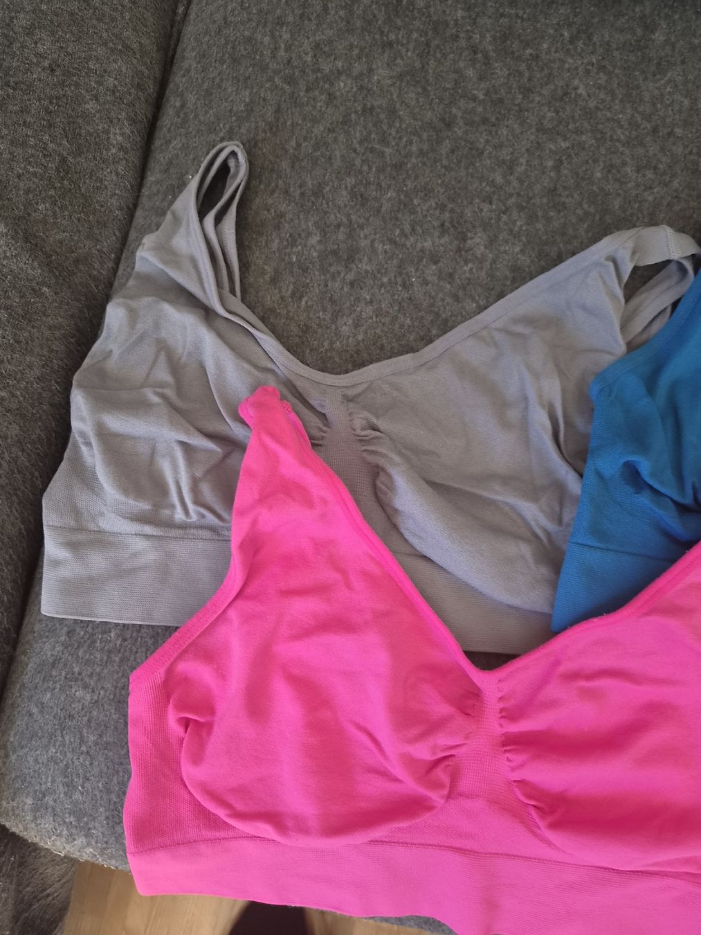 Autres dessous: Drei Bustiers Set  – D'occasion à Jona par ramona024 2