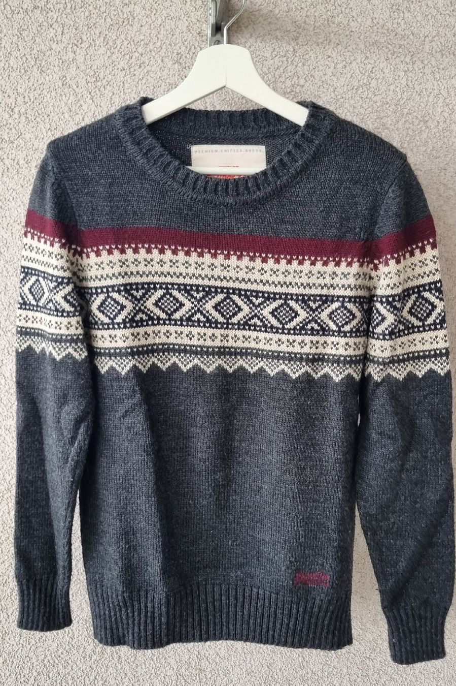 Superdry Maglioni & Felpe: Superdry Knit Pullover, Gr. S - Sommeraktion – Usato da Oberriet SG venduto da gimidrip