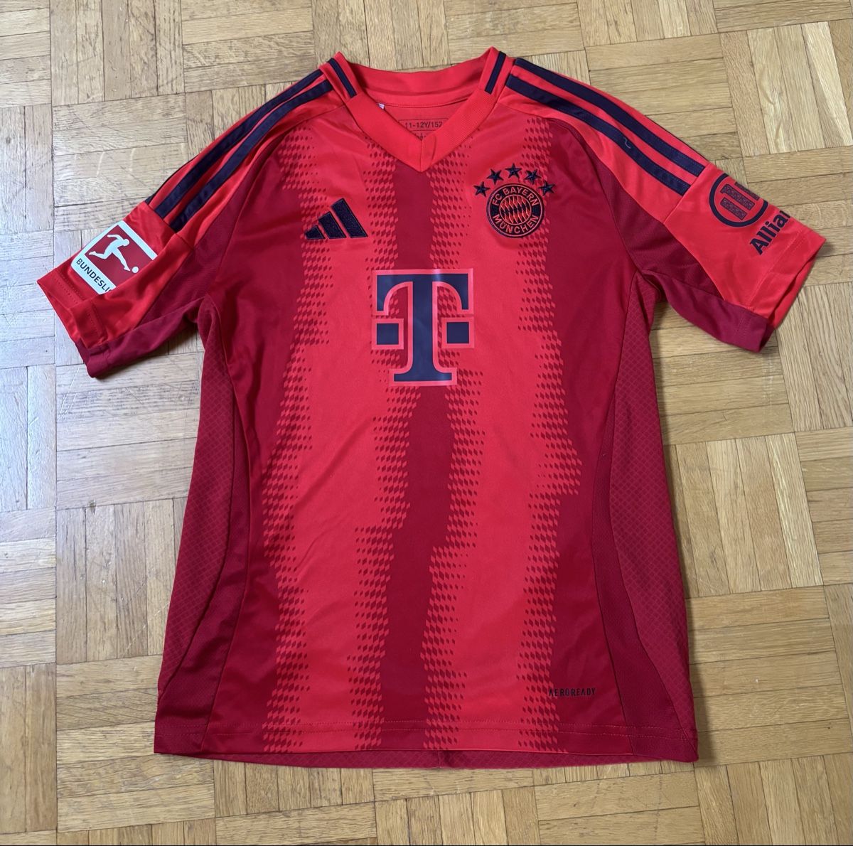 Bayern München Canottiere & Pantaloni: FC Bayern Trikot gr152 – Usato da Volketswil venduto da Alisandra77