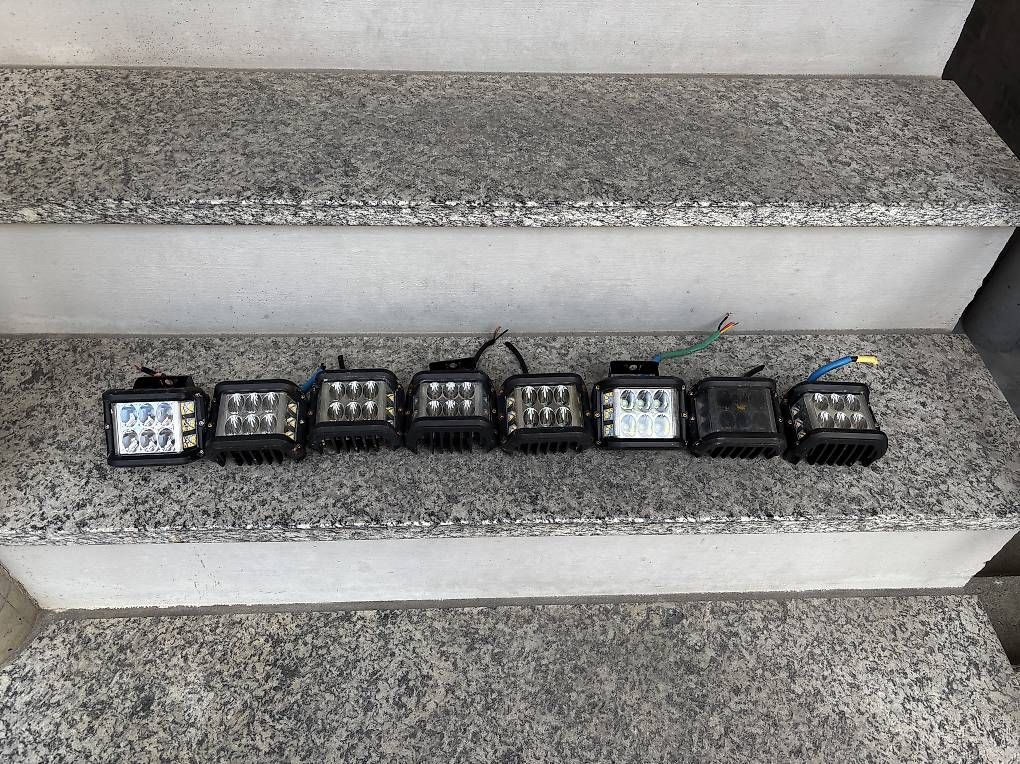 Phares: LED Beleuchtung mit Blinker – D'occasion à Tamins par Sjoerimann