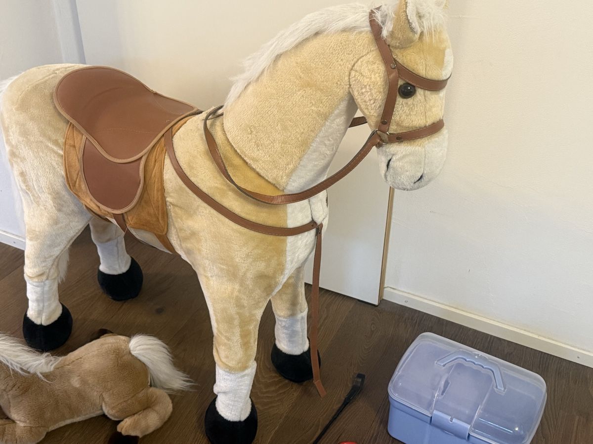 Giocattoli: Reitpferd Spielpferd – Usato da Winterthur venduto da tanscha 2