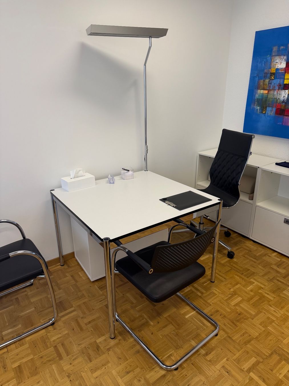 USM Tavoli: USM Tisch 100x100 Top Zustand – Usato da Kloten venduto da Rs2js 2