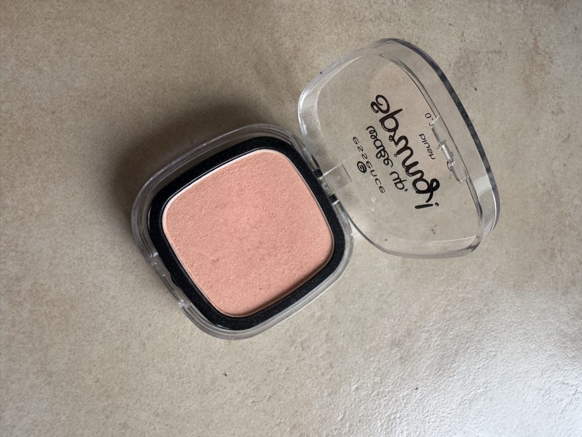 Make-up: blush wake up spring Essence teinte 01 hello sunshine  – Usato da Lonay venduto da nei_79jc 1