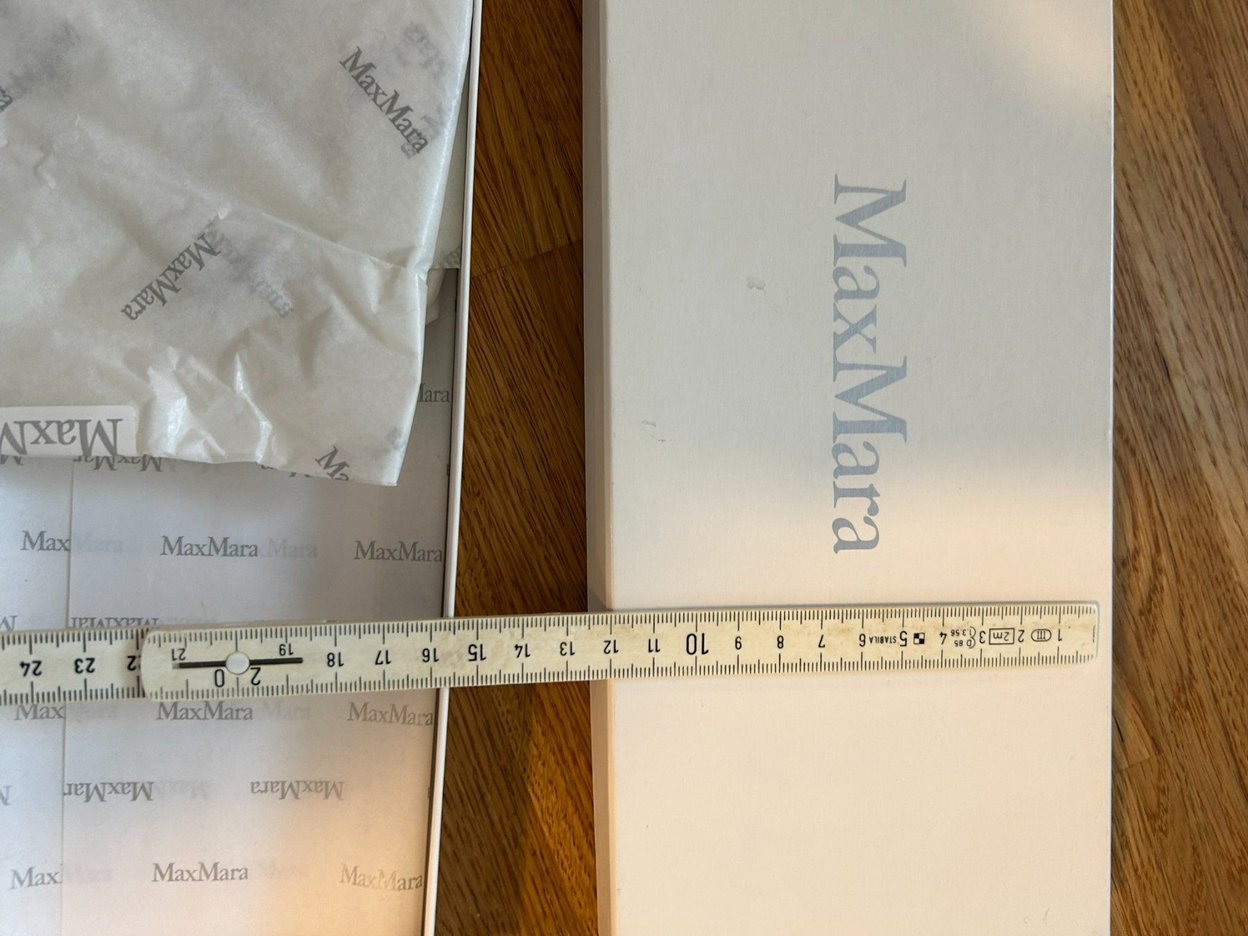 Altro in Decorazioni & Accessori: Original Max Mara Box Kasten – Nuovo (secondo la descrizione) da Küsnacht ZH venduto da filo_fila8700 3