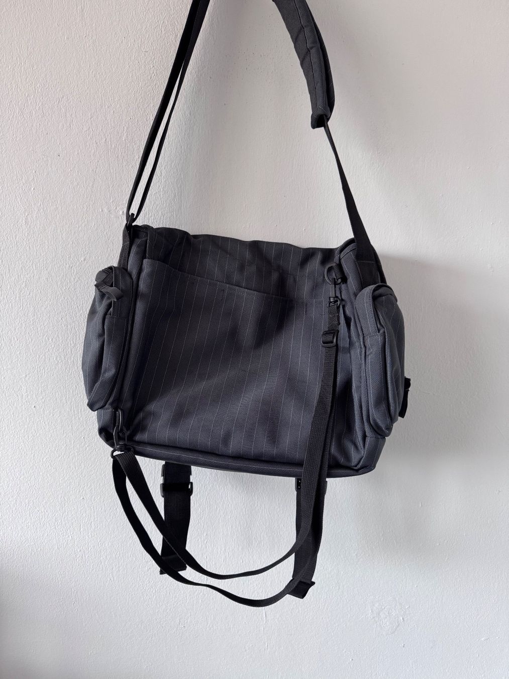 Eastpak Borse: Eastpak messenger bag pc – Usato da Neuchâtel venduto da _Easy_to_Find_ 5