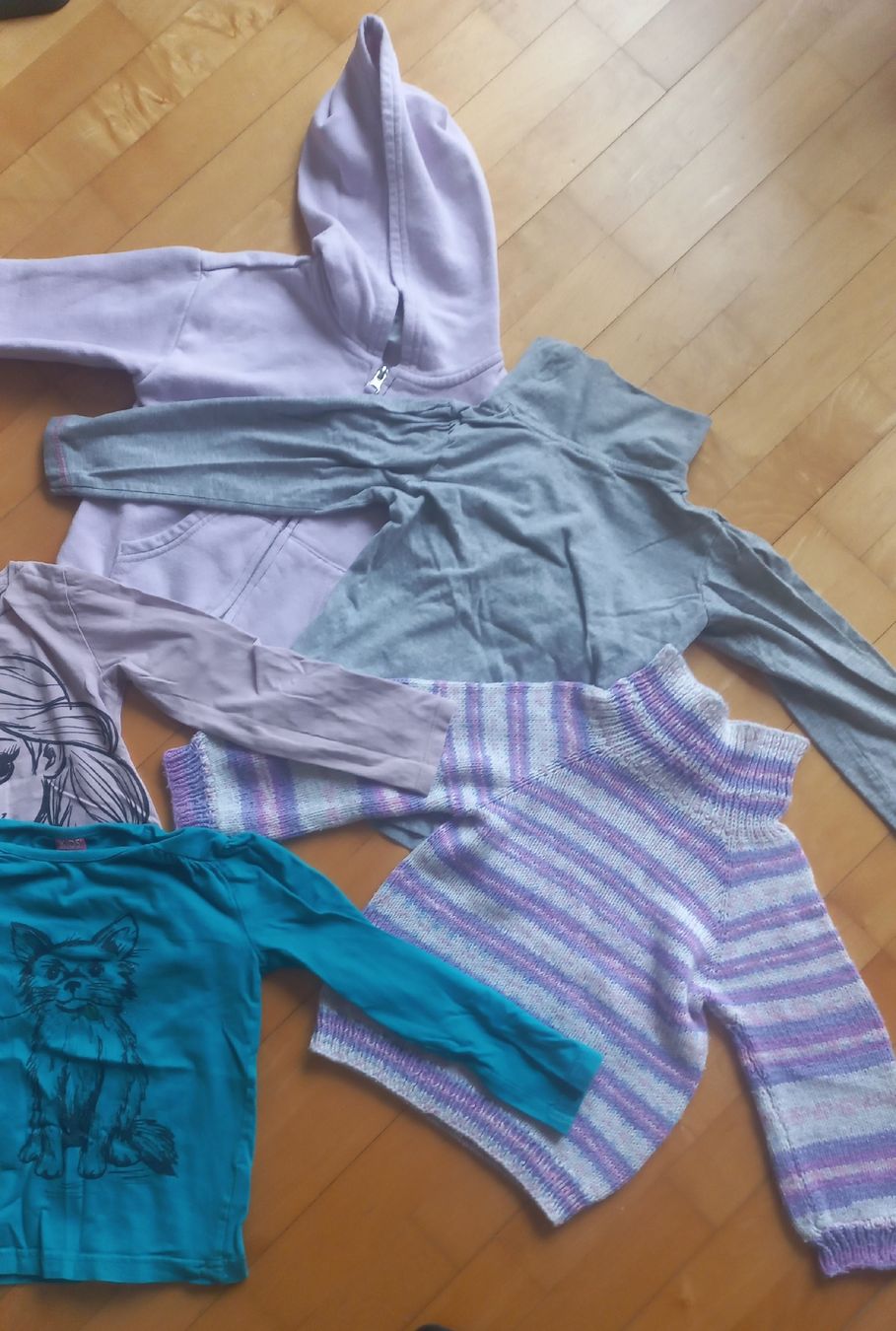 Pullover & Sweatshirts: 5 schöne Pullover Mädchen Gr.104 – Gebraucht aus St. Margrethen SG von SamusAran 2