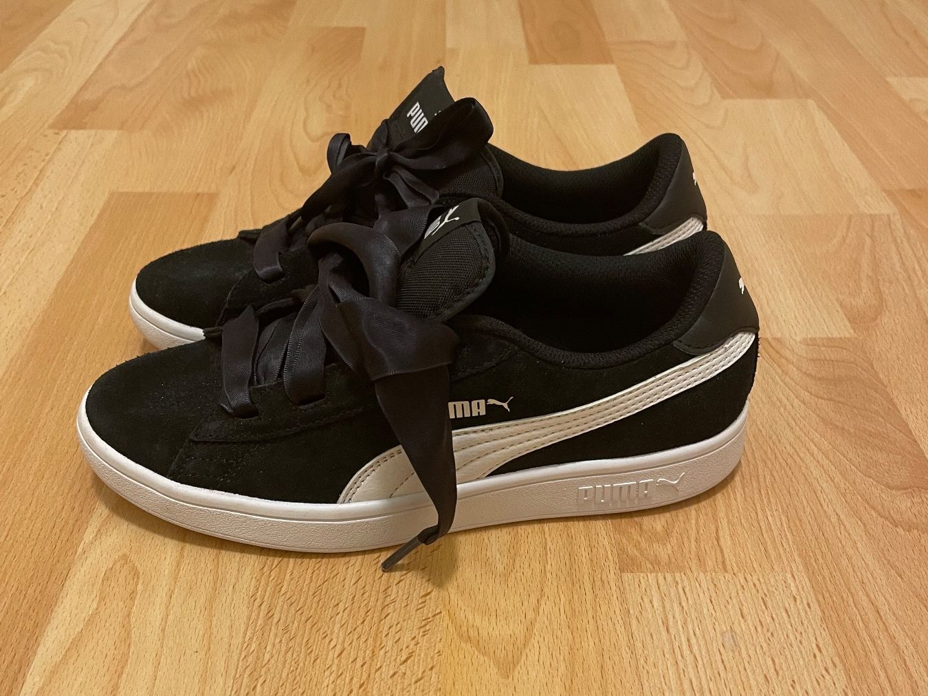 Puma Scarpe da donna: Puma Damenschuhe, Grösse 37 – Usato da Widnau venduto da swi_d8zp
