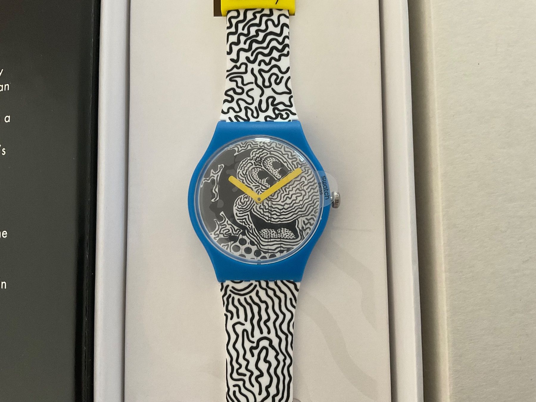 Swatch Orologi: Swatch Mickey SUOZ336 limitiert, neu. – Nuovo e nell'imballaggio originale da Bonstetten venduto da Fluca