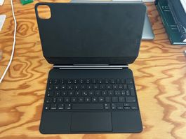 Apple Magic Keyboard 11"