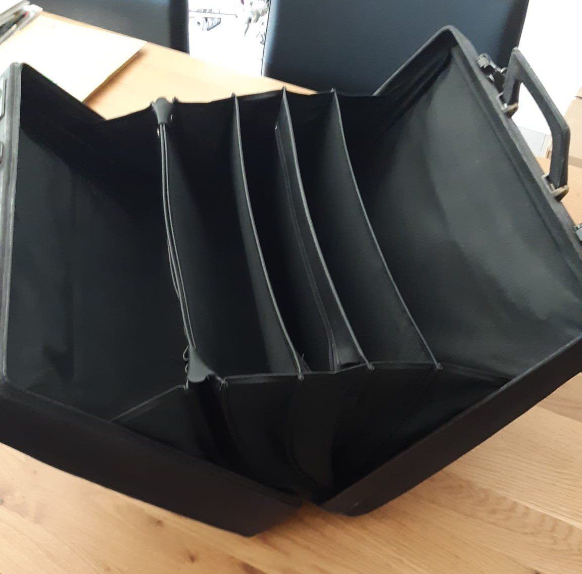 Valises & Sacs: Tasche Koffer Aktentasche – D'occasion à Waltenschwil par toronero73 4