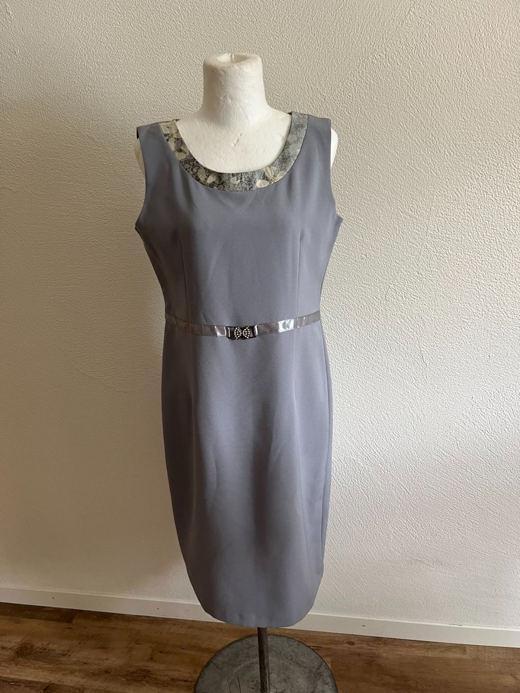 Kleider: Elegantes Kleid, Gr. L, NEU, NP 149.- – Neu (gemäss Beschreibung) aus Altendorf von Beauty_Girl83