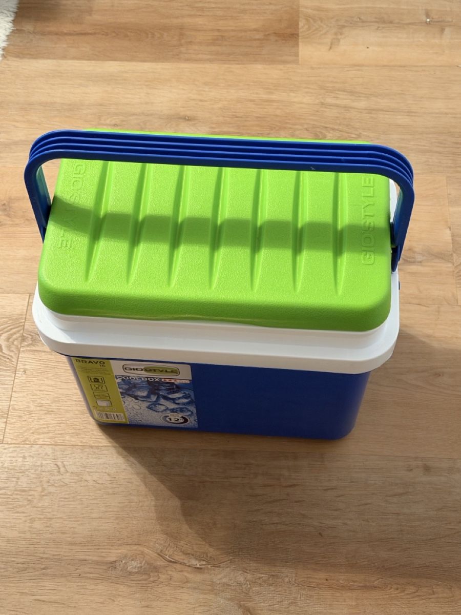 Frigoriferi & Refrigeratori: GO STYLE Cooler Box Blue/Green Used – Usato da Erlenbach ZH venduto da topchick