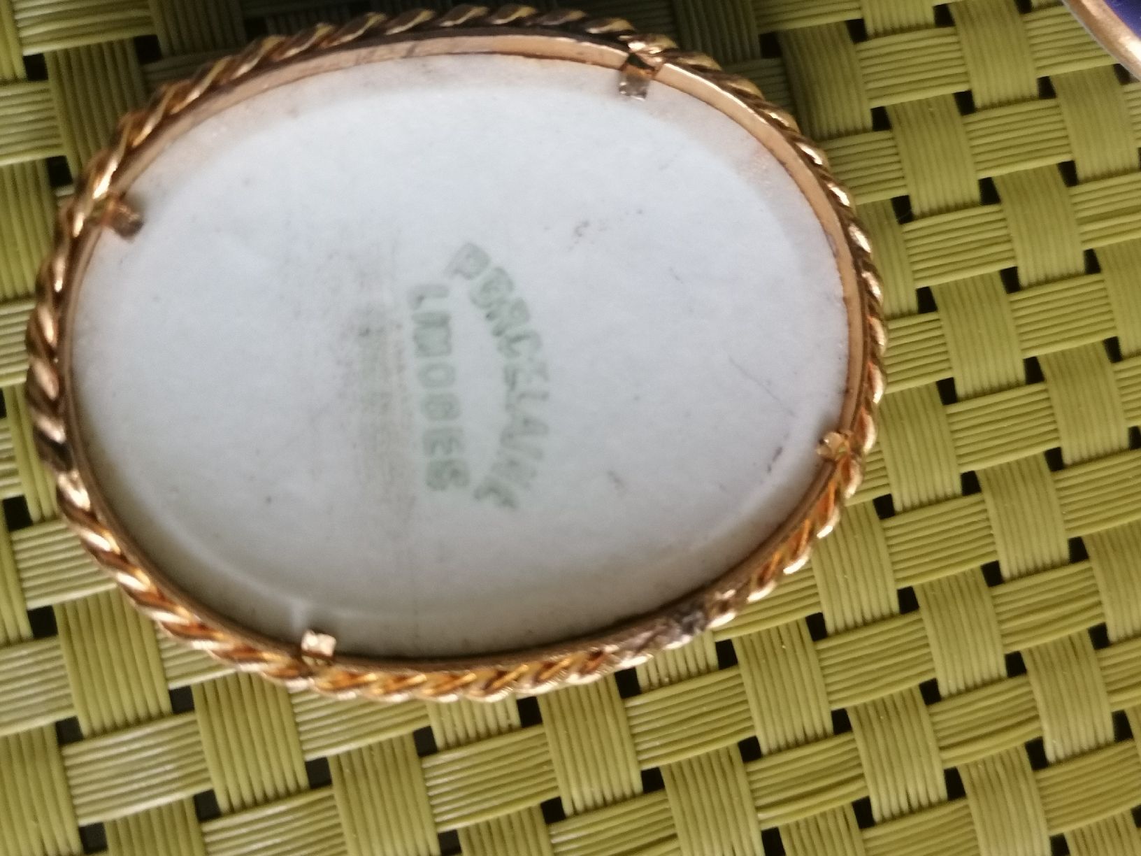 Tutte le decorazioni: Porzellan Dose Limoges – Usato da Biberist venduto da troedlerheinz 3