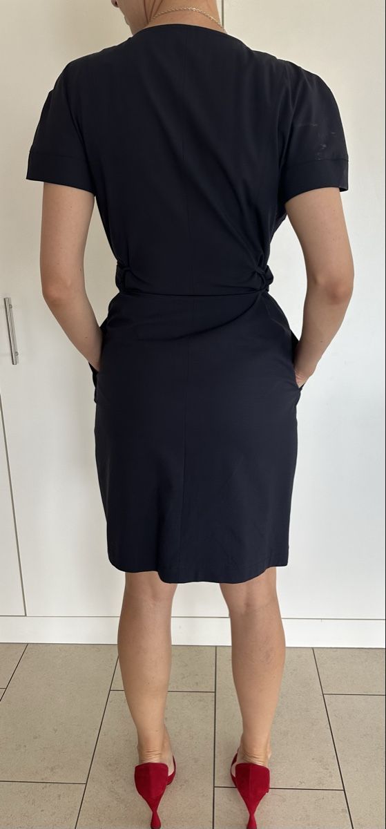 Kleider: Karl Lagerfeld Kleid – Gebraucht aus Bäch SZ von ruslena29 7