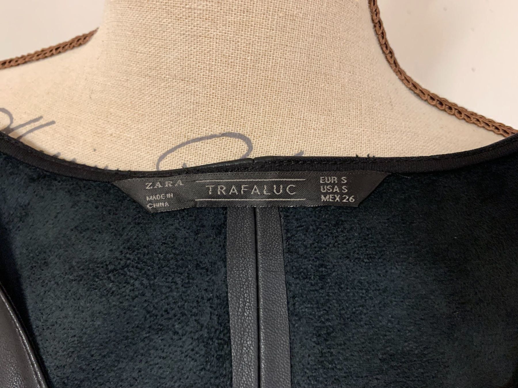 Zara Vestiti: Zara Kleid schwarz Gr. S – Usato da Aarau venduto da Obdulia 3