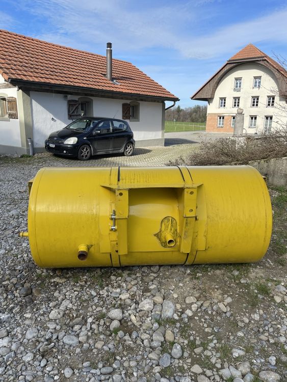 Wassertank (Gebraucht) in Ueberstorf für CHF 220 – nur Abholung auf ...