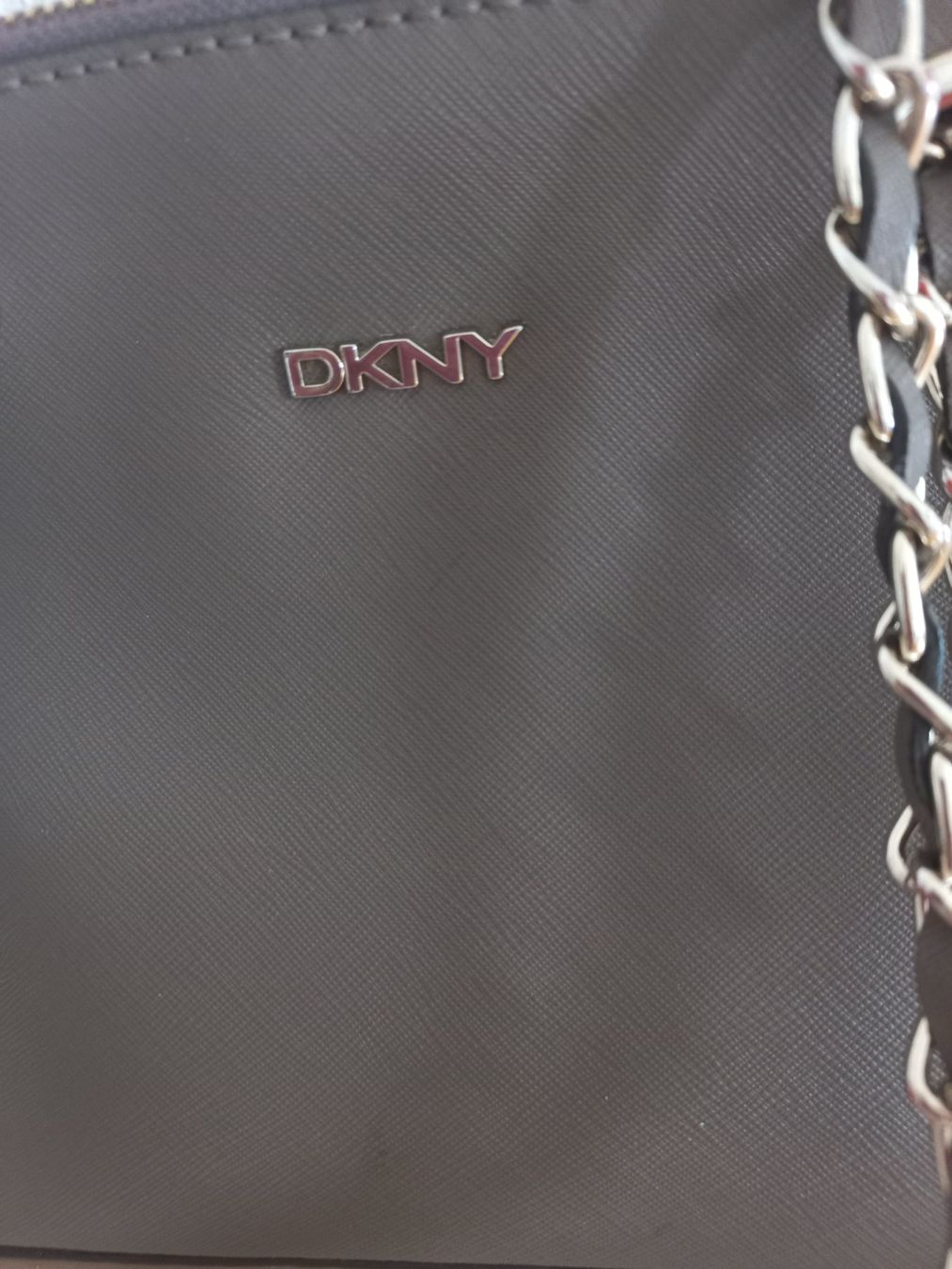 DKNY Sacs femmes: Sac à main DKNY – D'occasion à Dompierre FR par fat_xth5 2