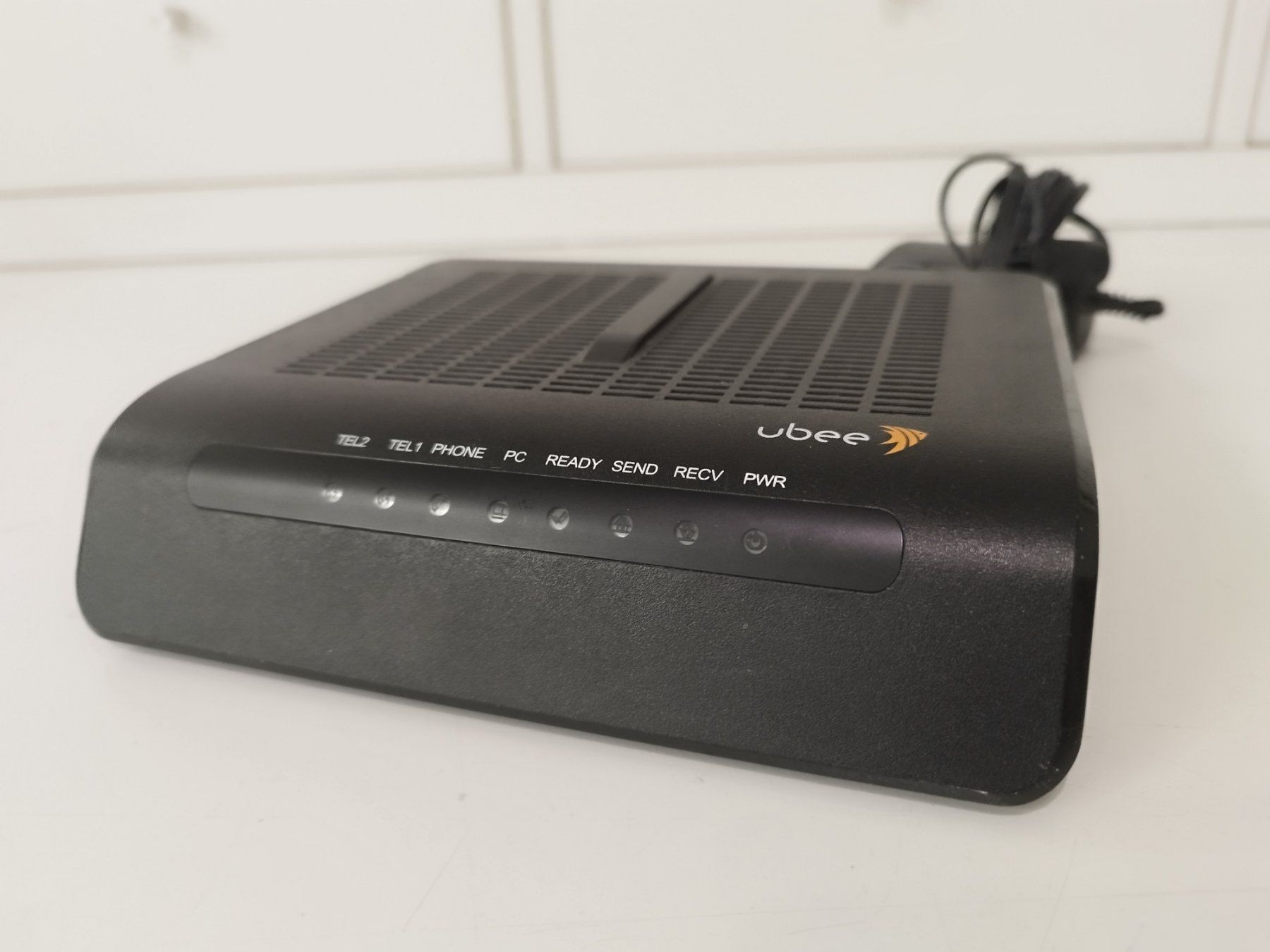 Modems & Router: Ubee EVM3200 (inkl. Netzteil) – Gebraucht aus Uster von NEVERLASTTRADING
