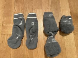 Warme, graue Wintersocken, Grösse 23-26, neuwertig