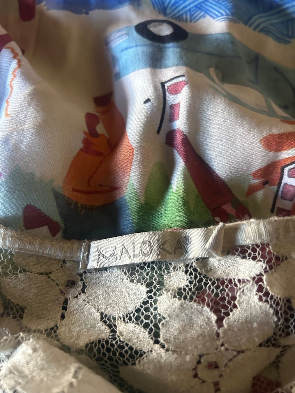 Vestiti: Maloka robe – Nuovo (secondo la descrizione) da Val-d'Illiez venduto da Dombou 3