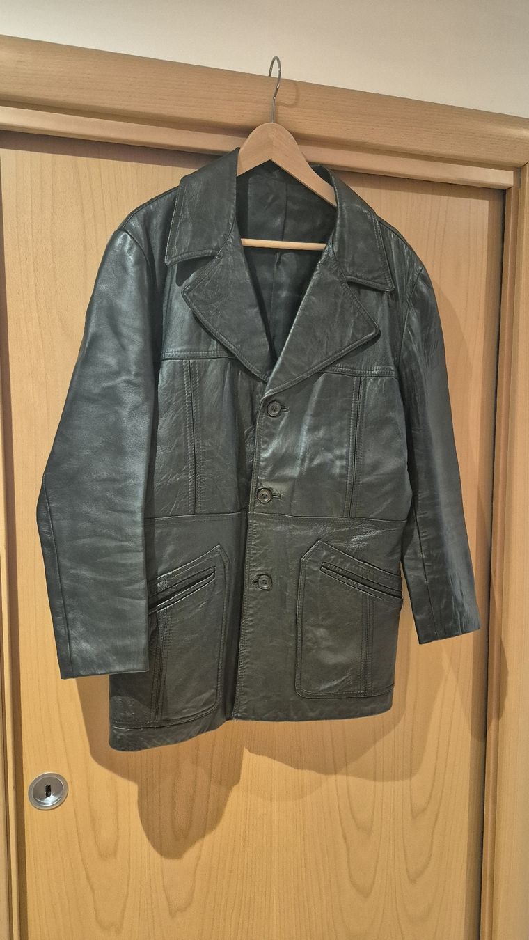Cappotti: leather trench coat vintage size M – Usato da Genestrerio venduto da RUSTY_VIK