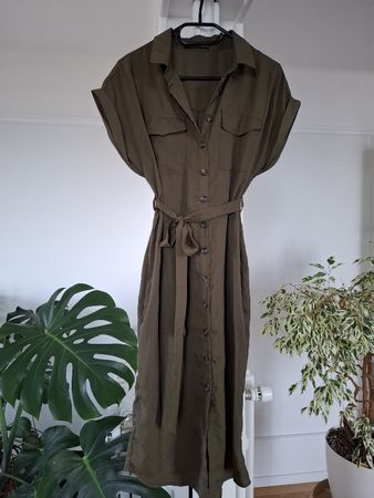 Robe chemise kaki Even & Odd, taille M