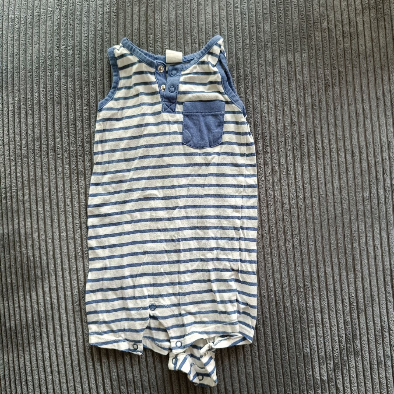 H&M Pagliaccetti: Jumpsuit Grösse 80 – Usato da Jaberg venduto da urig17.