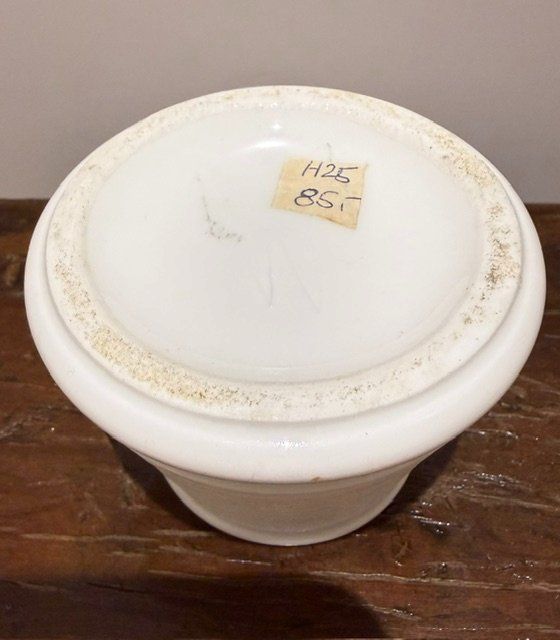 Fidibus Aschenbecher: Fidibus Aschenbecher, Weiss, Vintage Style – Gebraucht aus Gersau von pandabear01 2