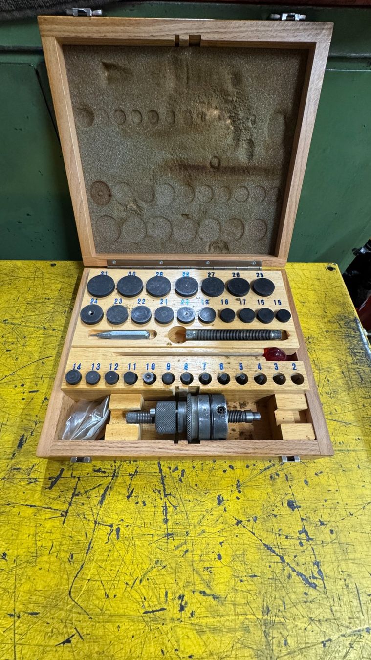 Tutti gli attrezzi: Moser Precision Stop F 48/173 E, Top Zustand, – Usato da Magden venduto da Fmtech