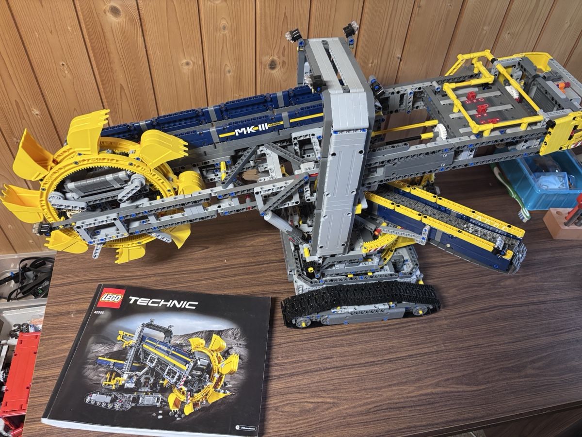 Lego Baukästen: LEGO Technic 42055 Schaufelradbagger gebrauchter Zustand – Gebraucht aus Gerlafingen von Marcryter