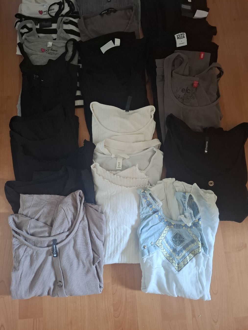 Lotti di vestiti: Big Kleiderpaket Grösse L – Usato da Allschwil venduto da nicki1803 1