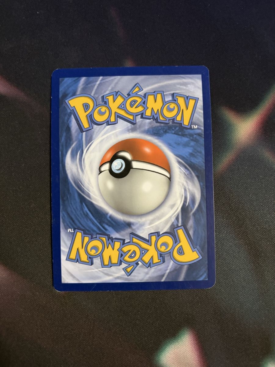 Pokémon Carte collezionabili: Pikachu CEC 241 – Usato da Bonstetten venduto da Tarnished 1