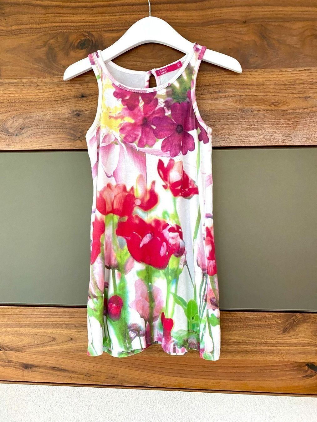Vestiti & Gonne: Mädchen Kleid GR 104 – Usato da Langnau am Albis venduto da Judithsebi