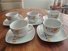 Kaffeegeschirr 5er Set weiss gemustert guter Zustand