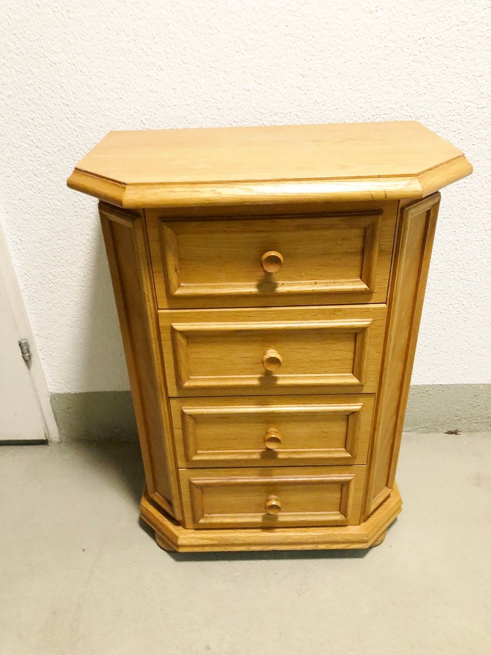 Cassettiere: Kommode aus massivholz – Nuovo (secondo la descrizione) da Glattbrugg venduto da Ariel012 2