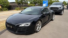 Audi R8 4.2 FSI V8 quattro R-Tronic