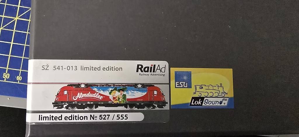 Modellini di ferrovie: ÖBB Werbelok Almdudler – Nuovo e nell'imballaggio originale da Ebikon venduto da Mr.Busdriver 1