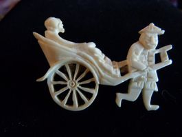 Asiatische Rikscha-Brosche, vintage