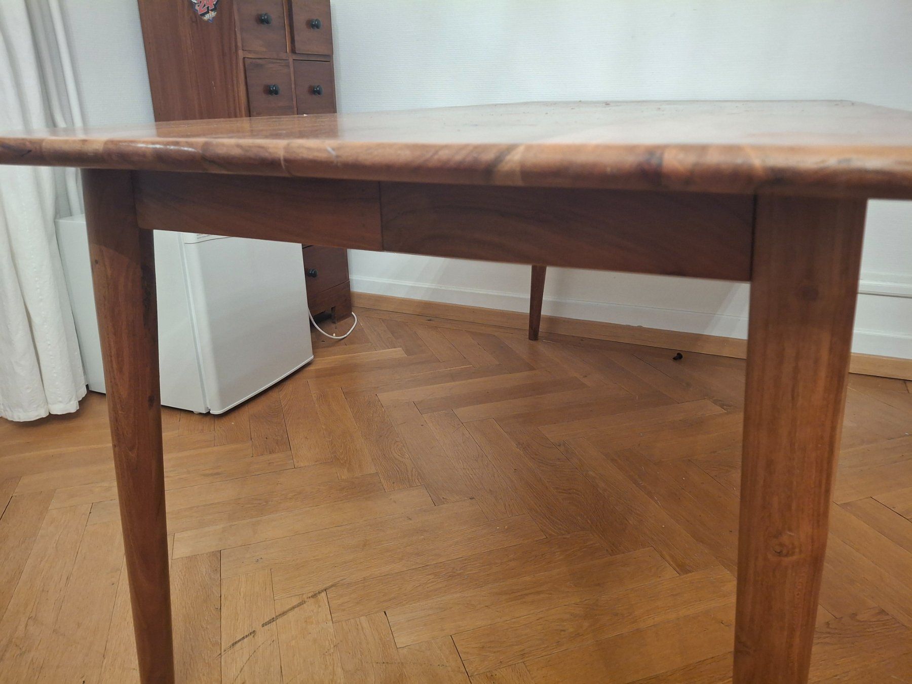 Tische: Holztisch – Gebraucht aus Zürich von iddlyriddly 2