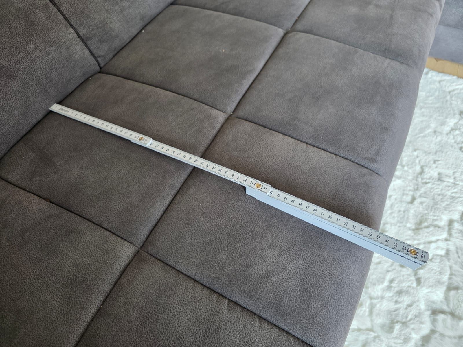 Divani: Grosses elektrisches Ecksofa/Lounge Sofa, grau, neuwertig! – Usato da Grabs venduto da tobias.haeggi 5
