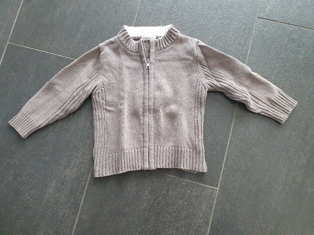 Pulls et sweat-shirts: Pullover Gr. 86 – D'occasion à Oberegg par Roberto24