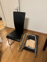 5 schwarze Esszimmerstühle – Kunstleder / Chrom