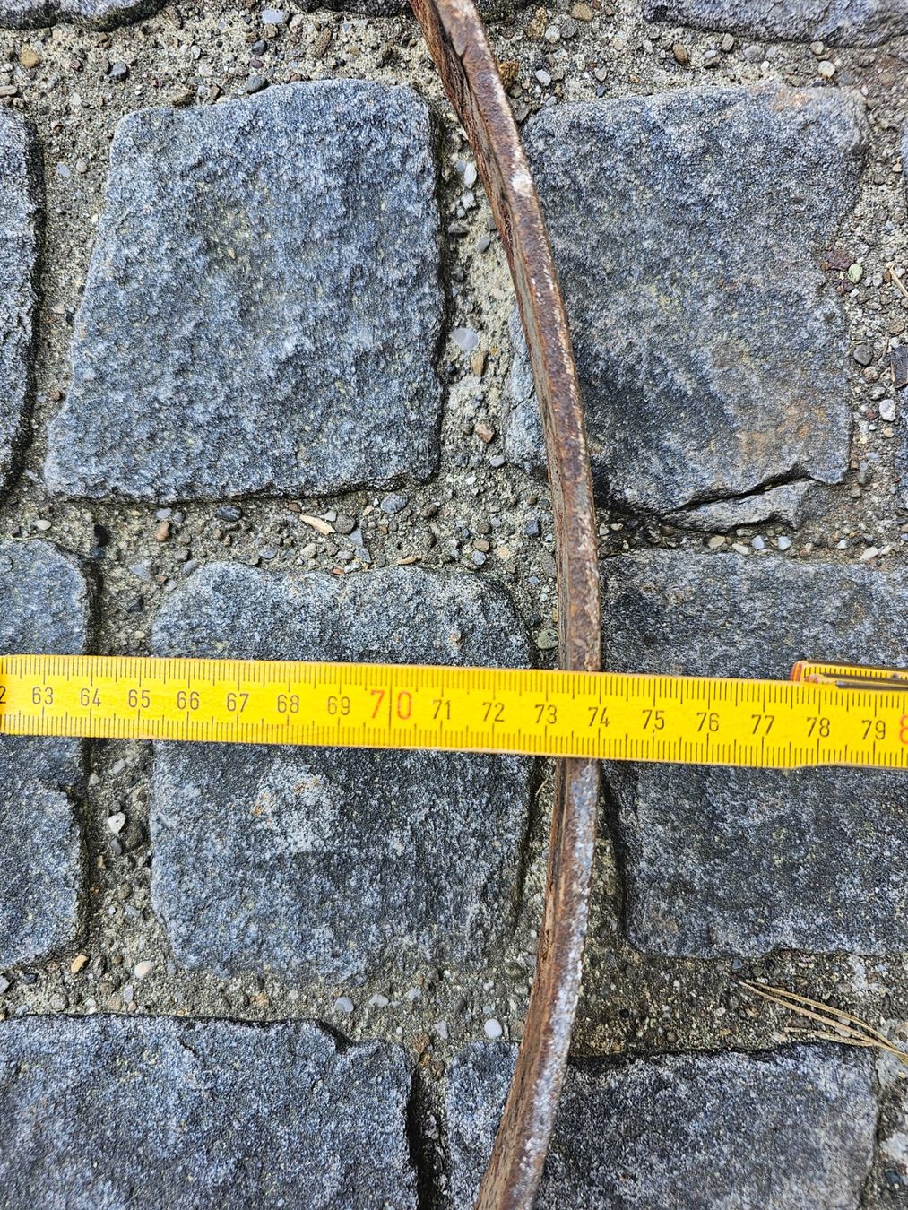 Tutte le decorazioni: 4 alte Eisenringe – Usato da Kölliken venduto da Forfun53 2