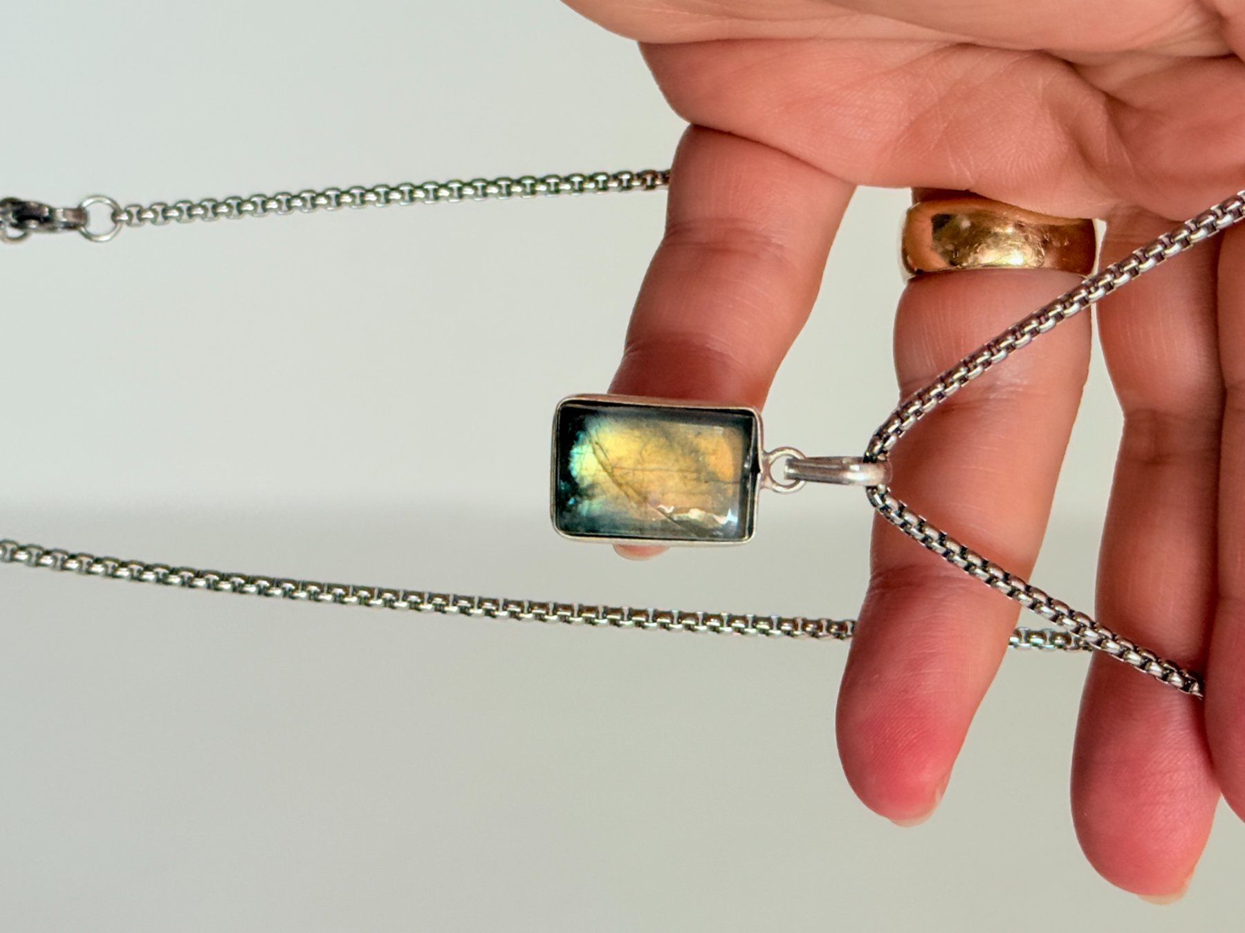 Catenine: Fashionable labradorite necklace – Nuovo e nell'imballaggio originale da Genève venduto da AGBERG 3