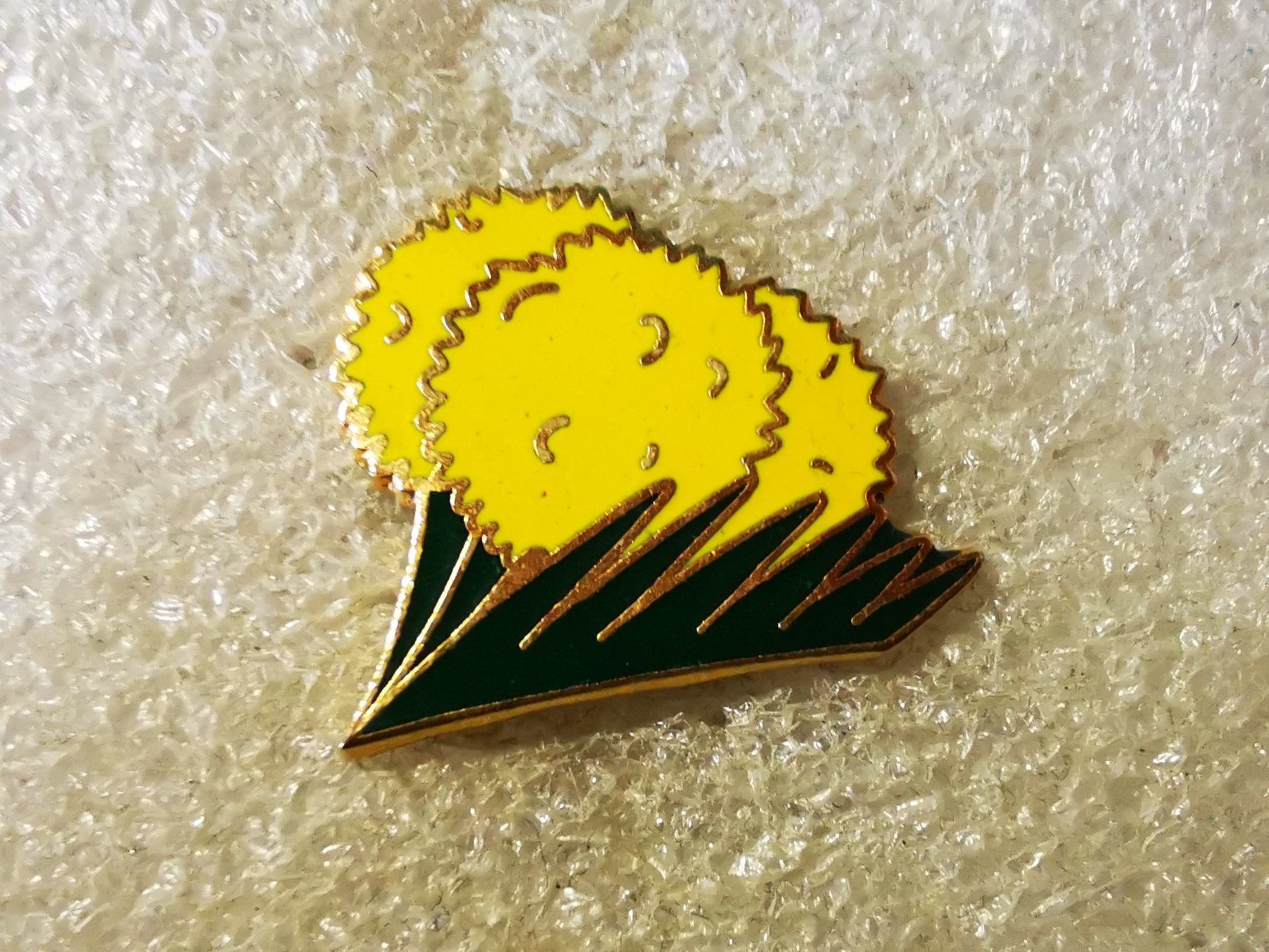 Plaquettes & Badges: Ansteckpin 197: – D'occasion à Oppligen par Pin-Fall-Shop