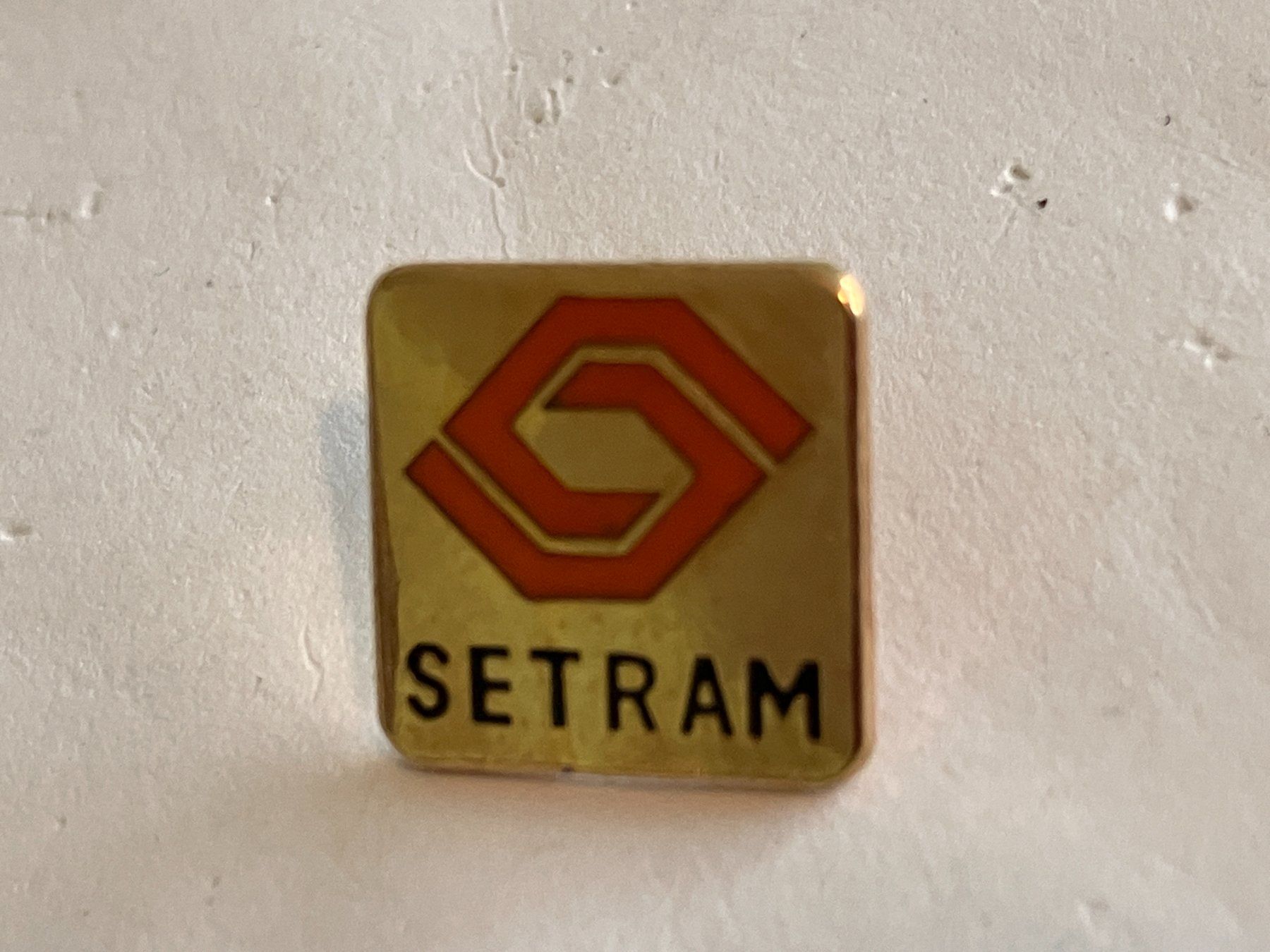 Placchette & Badge: 1 Pin Setram – Usato da Basel venduto da djwwpp